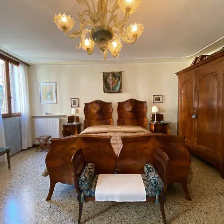 Ca' Orfeo Bed & Breakfast 2*
